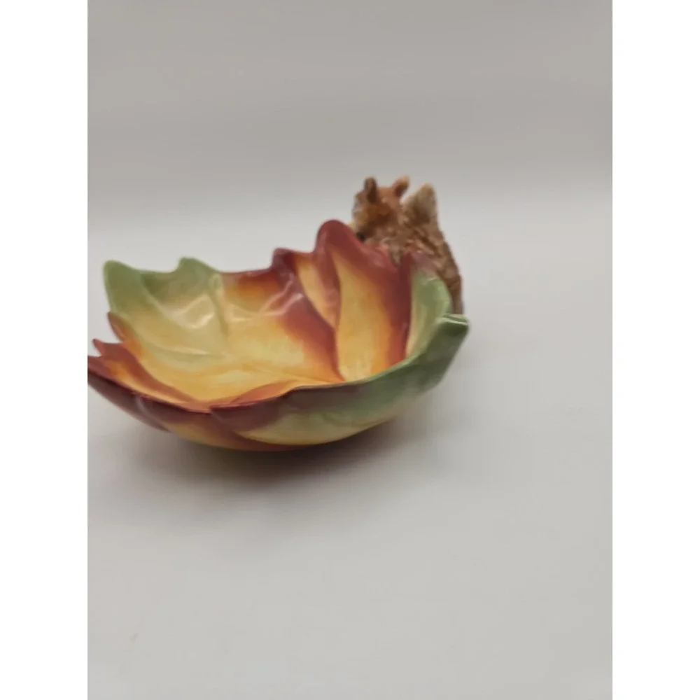 Ceramic Fall Leaf Brown Bowl Squirrel Home Decor